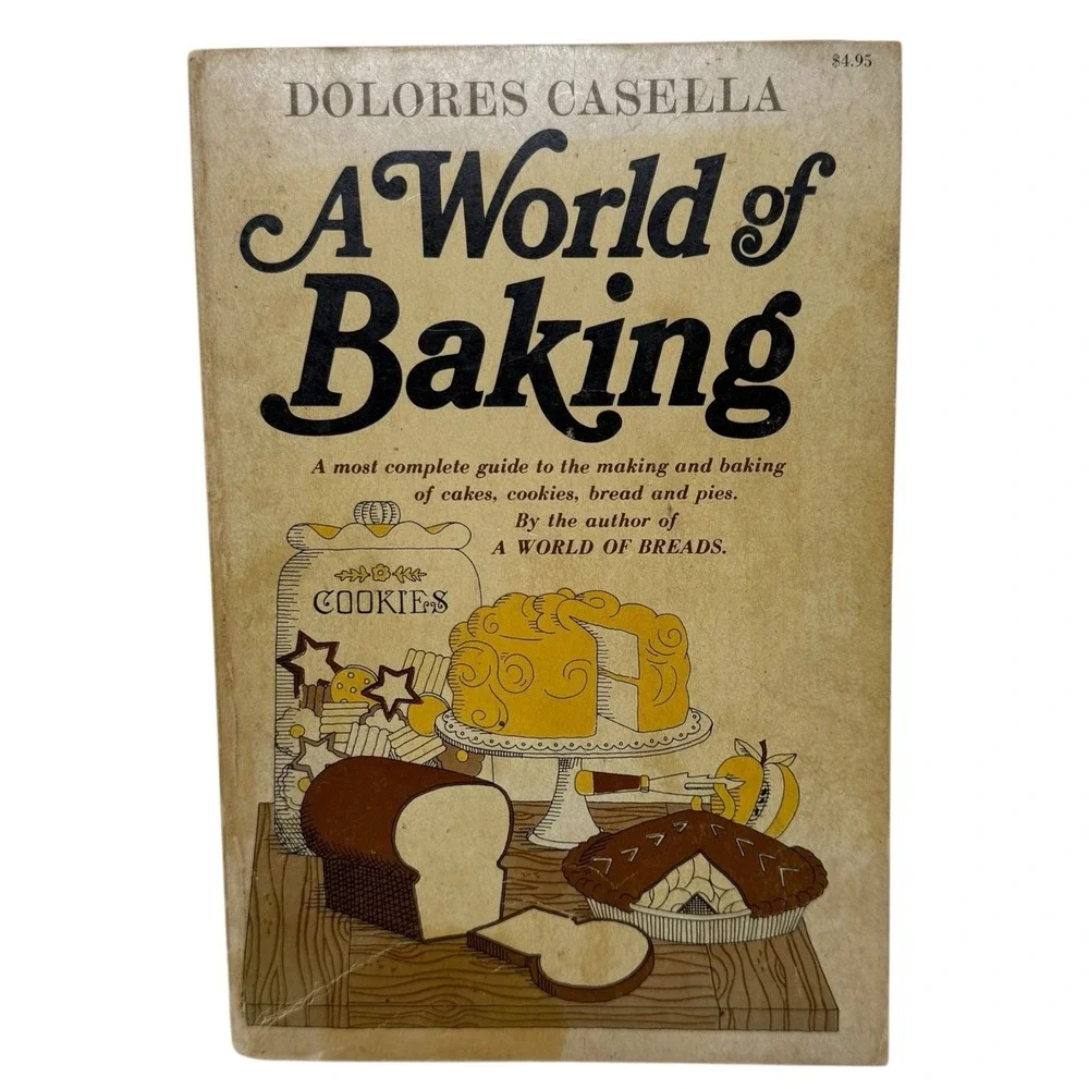 A World of Breads‎ by Dolores Casella Vintage Paperback 1975 Second Printing